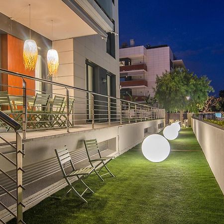 Sitges Spaces Garden Paradise 3 Bedroom, 3 Bathroom, Huge Private Garden-Terrace, Pool- Sleeps Up To 8 Eksteriør billede