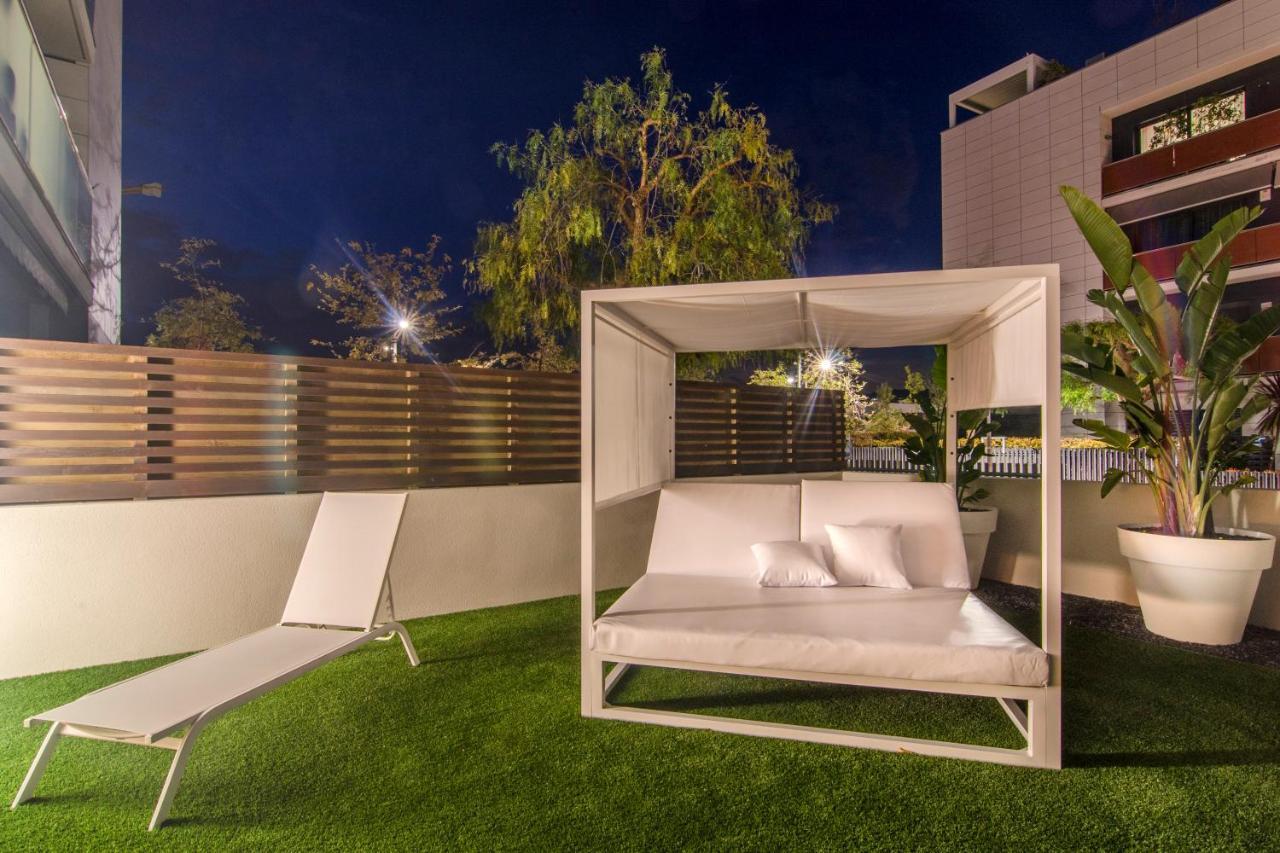 Sitges Spaces Garden Paradise 3 Bedroom, 3 Bathroom, Huge Private Garden-Terrace, Pool- Sleeps Up To 8 Eksteriør billede