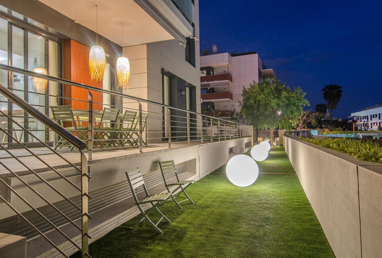 Sitges Spaces Garden Paradise 3 Bedroom, 3 Bathroom, Huge Private Garden-Terrace, Pool- Sleeps Up To 8 Eksteriør billede
