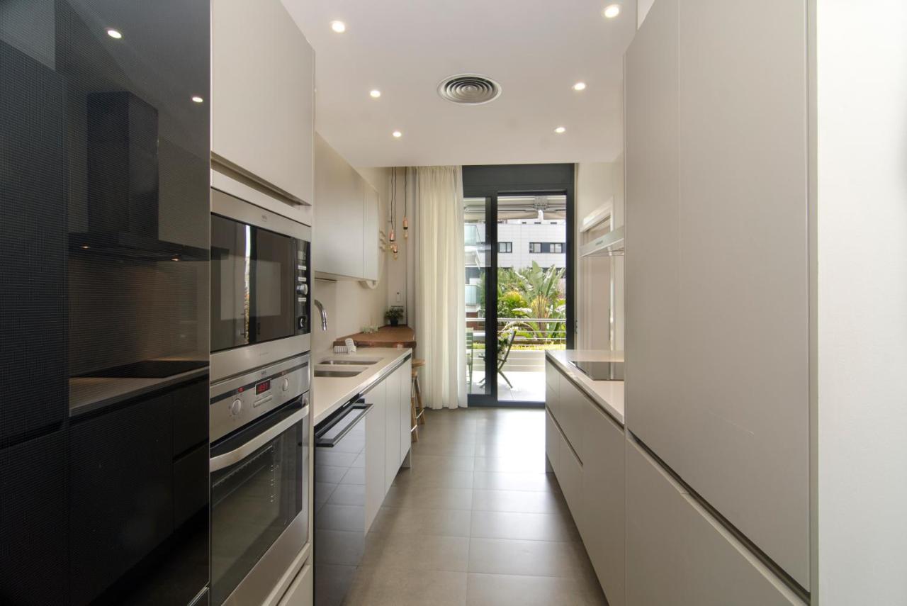 Sitges Spaces Garden Paradise 3 Bedroom, 3 Bathroom, Huge Private Garden-Terrace, Pool- Sleeps Up To 8 Eksteriør billede